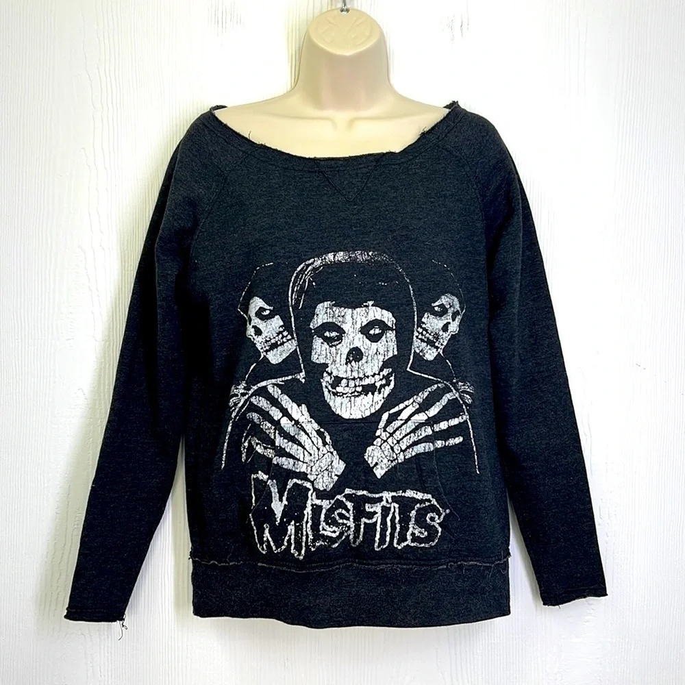 Misfits - Fiend Misfit Skulls Graphic Open Cut Neck Pocket Sweatshirt Size Small